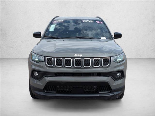 Used 2023 Jeep Compass Latitude AWD/4WD image 2
