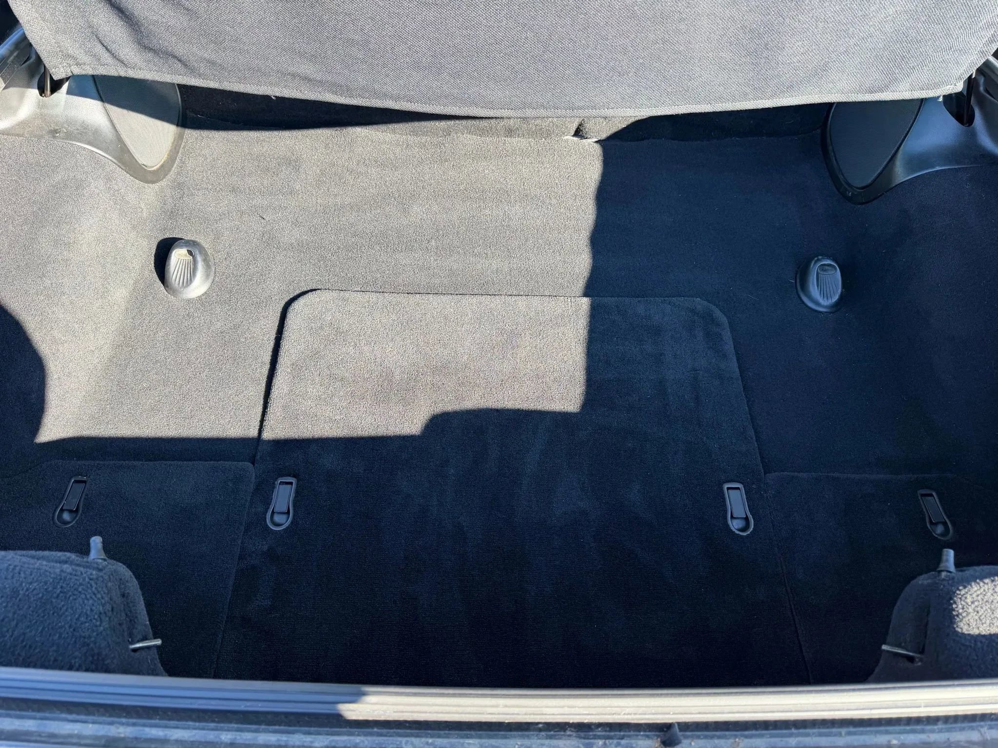 Used 2001 Chevrolet Corvette Coupe w/ Preferred Equipment Group1 image 31