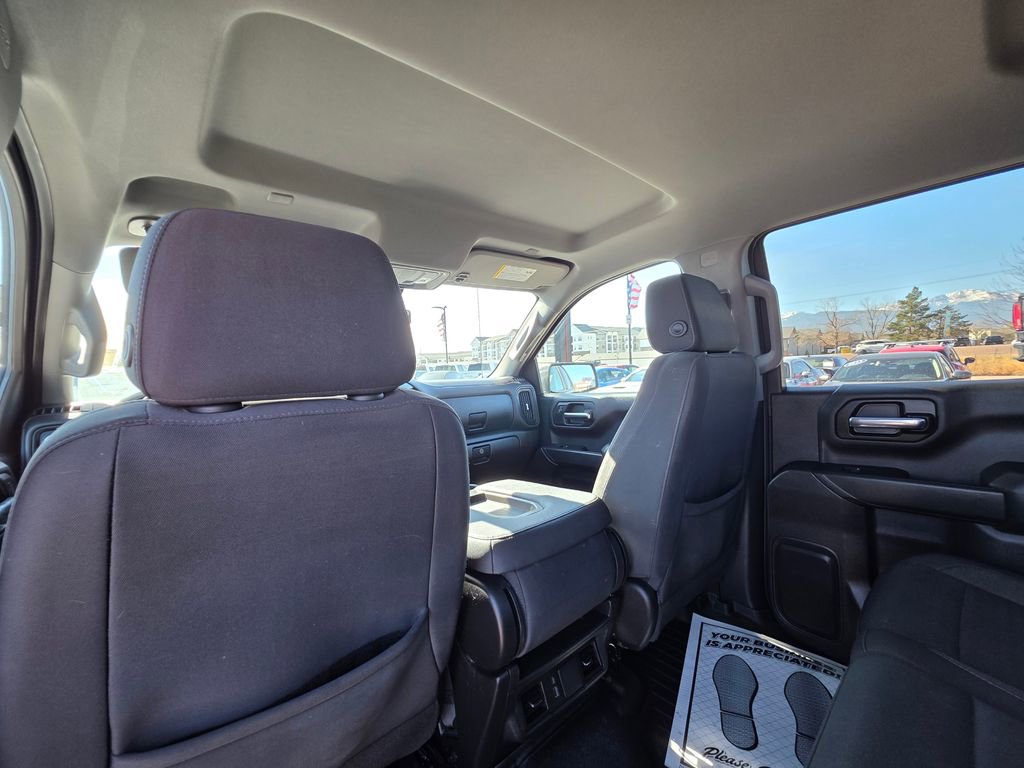 Used 2024 Chevrolet Silverado 1500 Custom Trail Boss w/ LPO, Dark Essentials Package AWD/4WD image 11