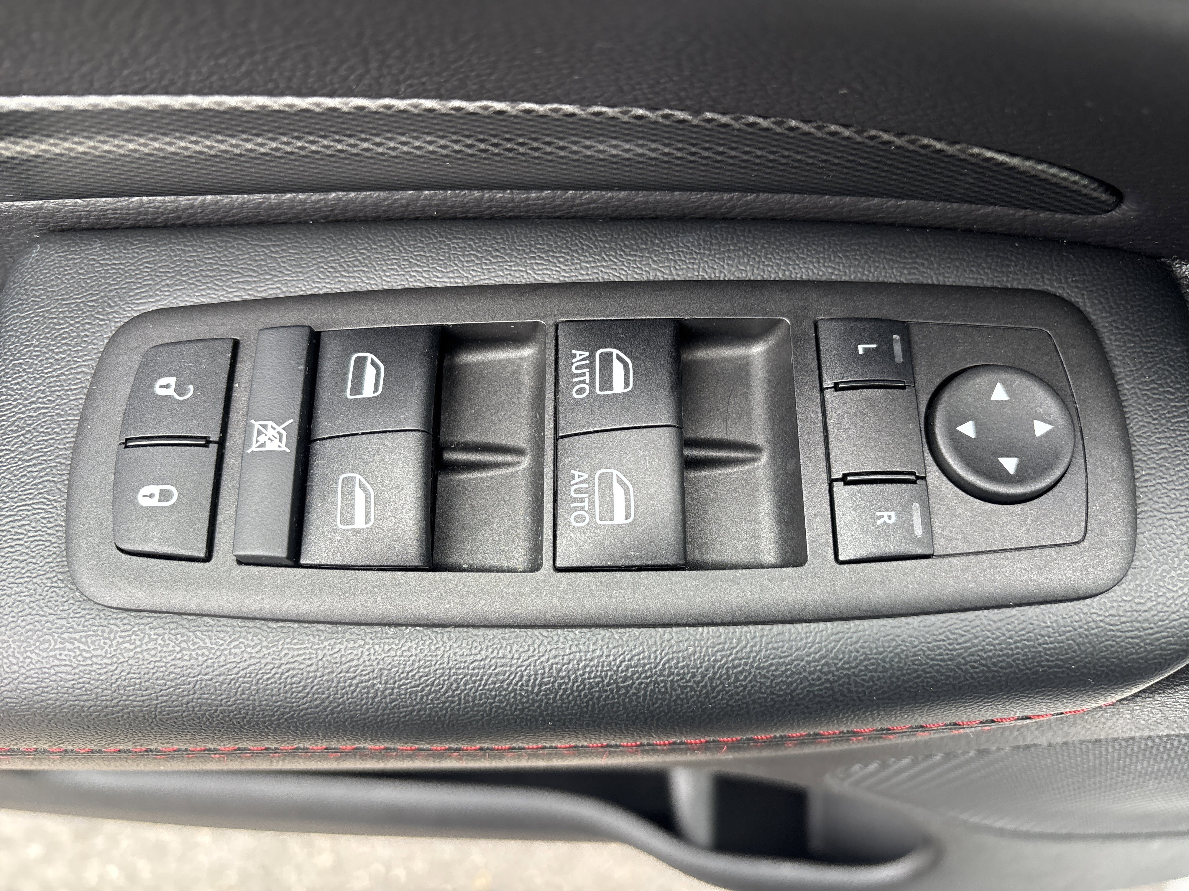 Used 2025 Dodge Durango GT image 18