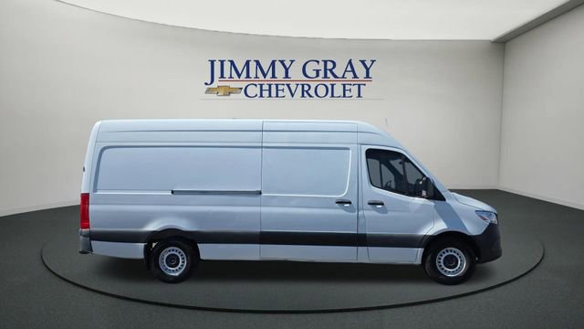 Used 2022 Mercedes-Benz Sprinter 2500 image 6