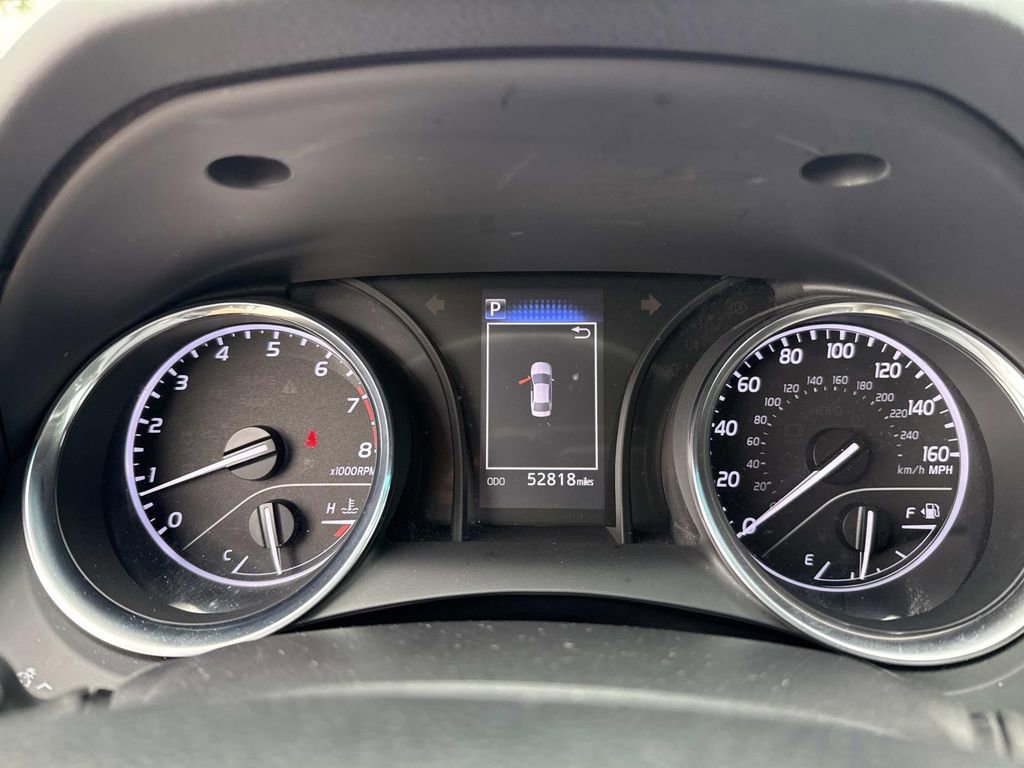Used 2020 Toyota Camry LE image 35