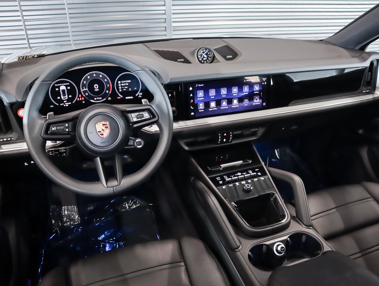 New 2026 Porsche Cayenne Coupe image 18