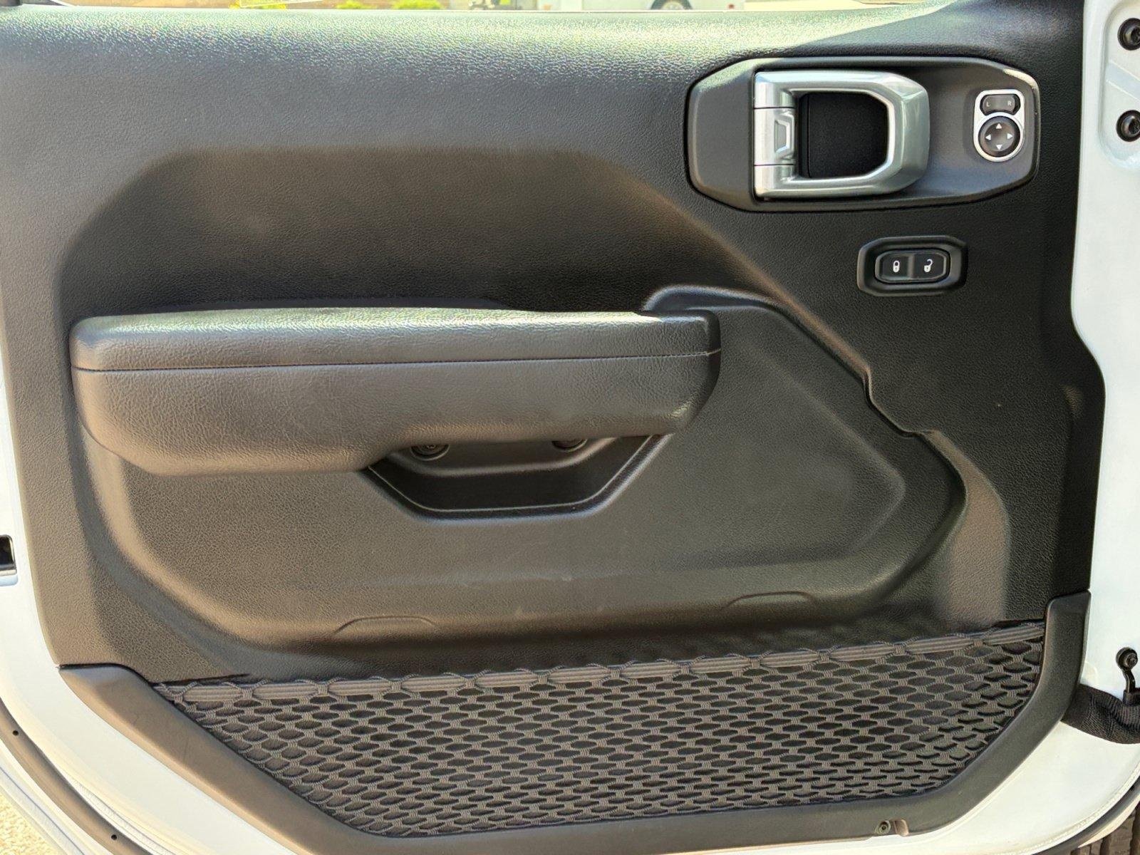 Used 2024 Jeep Wrangler Unlimited Sport AWD/4WD image 13