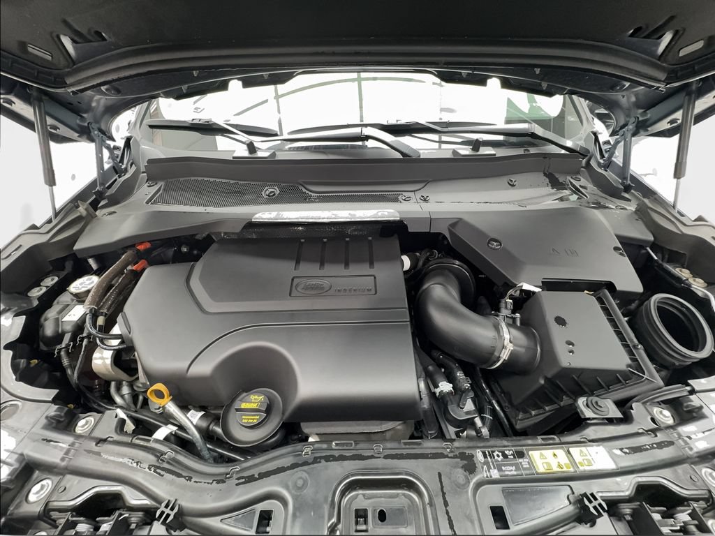 Used 2025 Land Rover Discovery Sport S AWD/4WD image 18