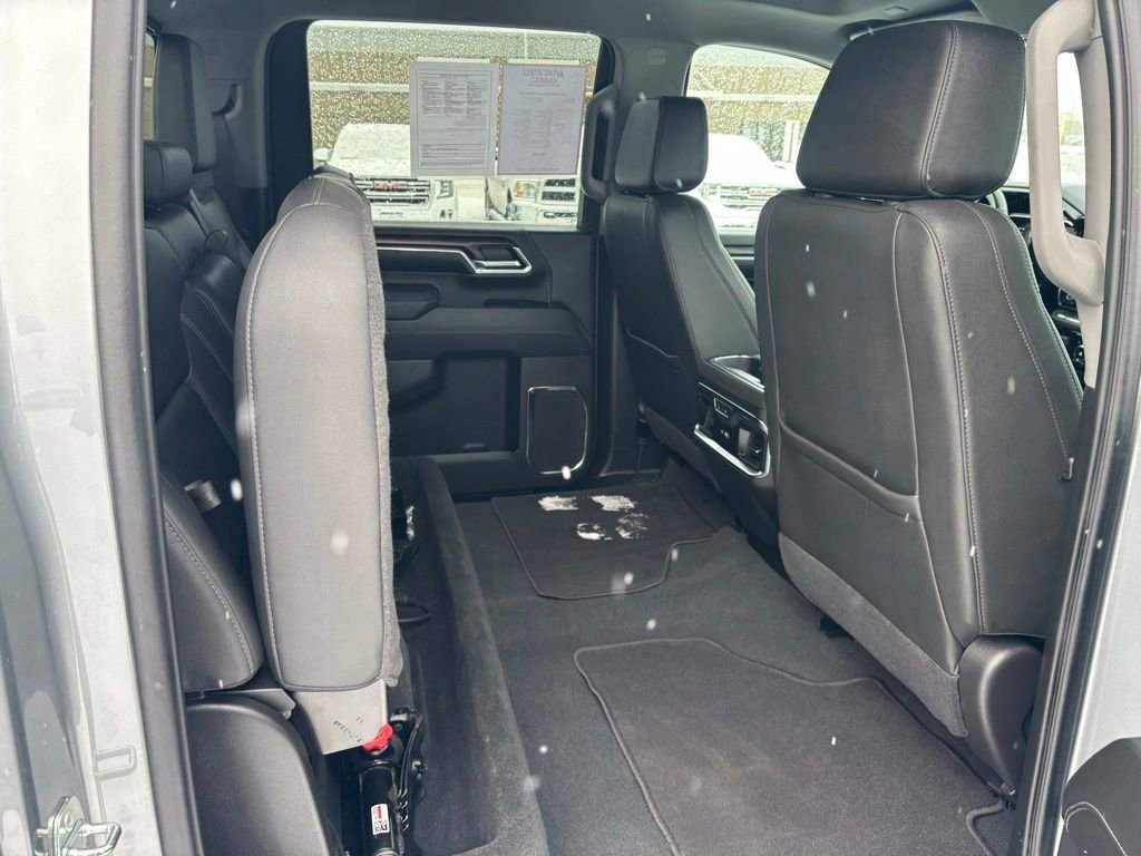 Used 2024 GMC Sierra 2500 SLT w/ SLT Premium Package image 31