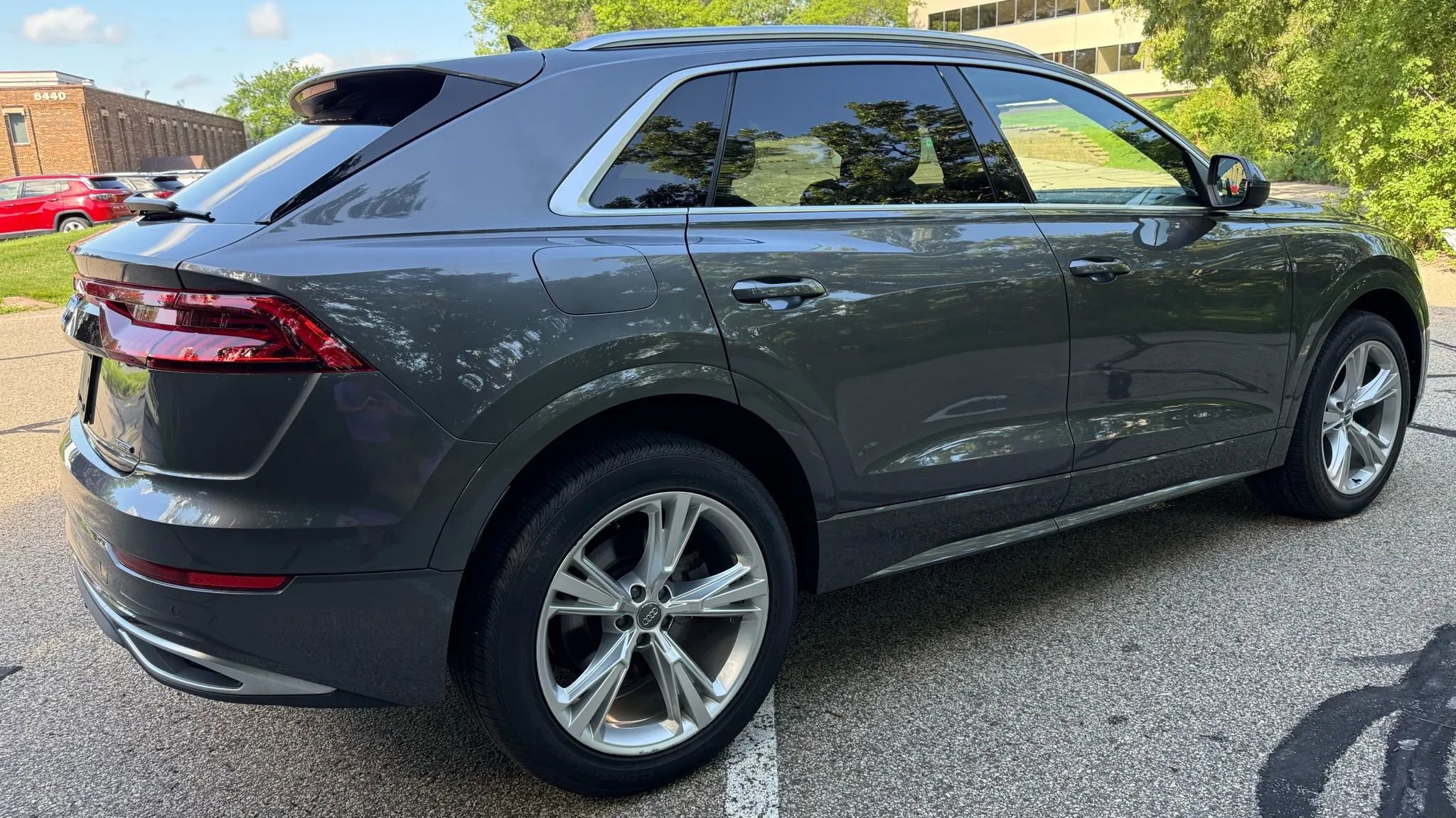 Used 2019 Audi Q8 Premium w/ Convenience Package image 5