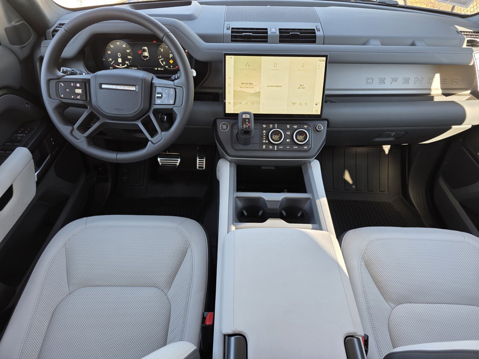 New 2026 Land Rover Defender 110 X image 4