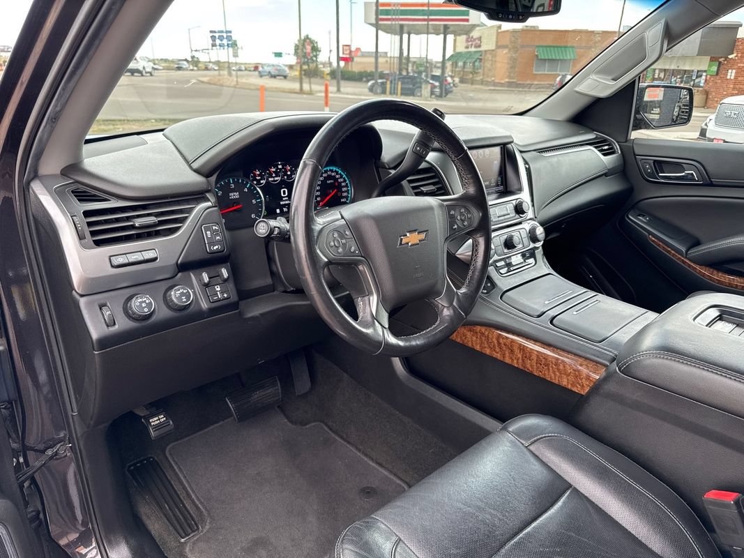 Used 2018 Chevrolet Tahoe Premier w/ RST 6.2L Performance Edition AWD/4WD image 11