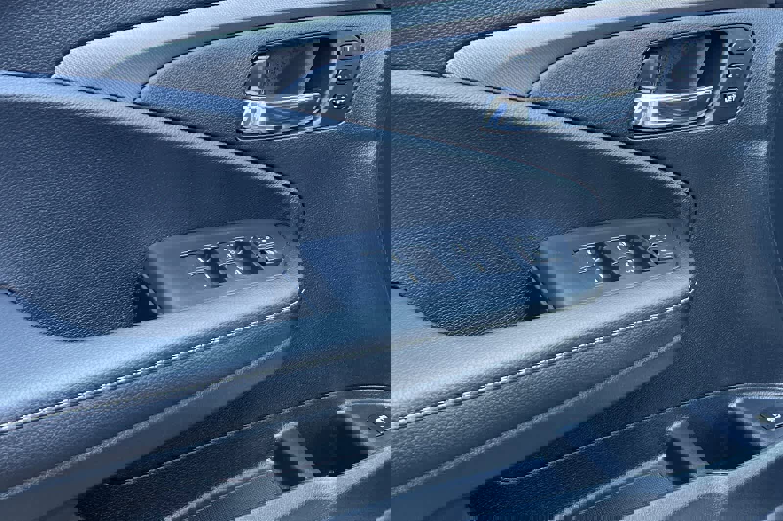 Used 2025 Honda Ridgeline RTL image 13