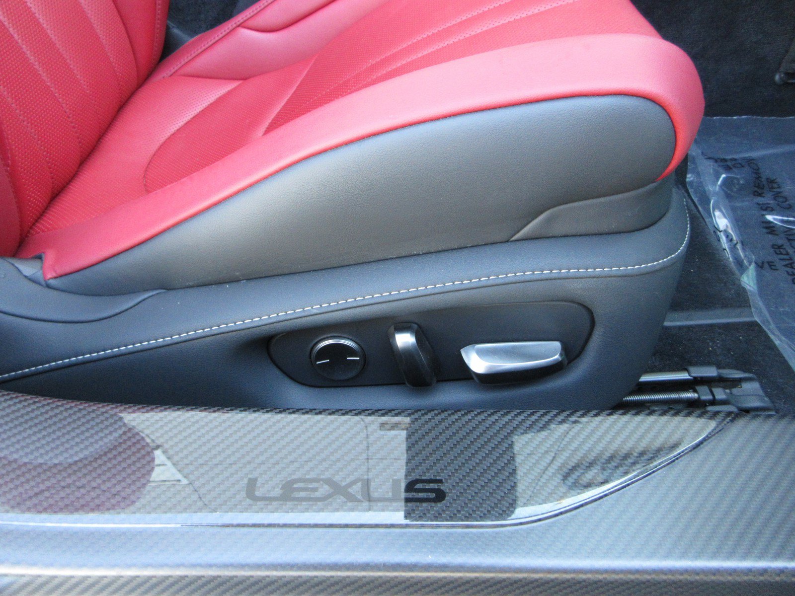 Used 2021 Lexus LC 500 Convertible w/ Touring Package RWD image 23