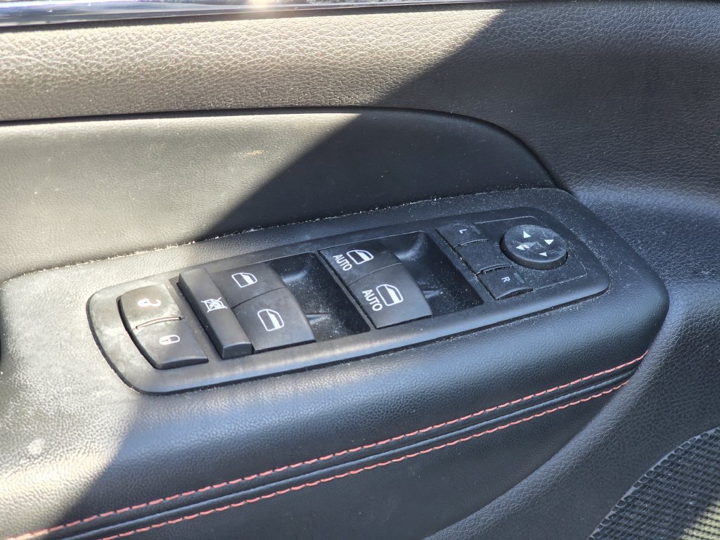 Used 2016 Jeep Grand Cherokee Limited 75th Anniversary AWD/4WD image 28
