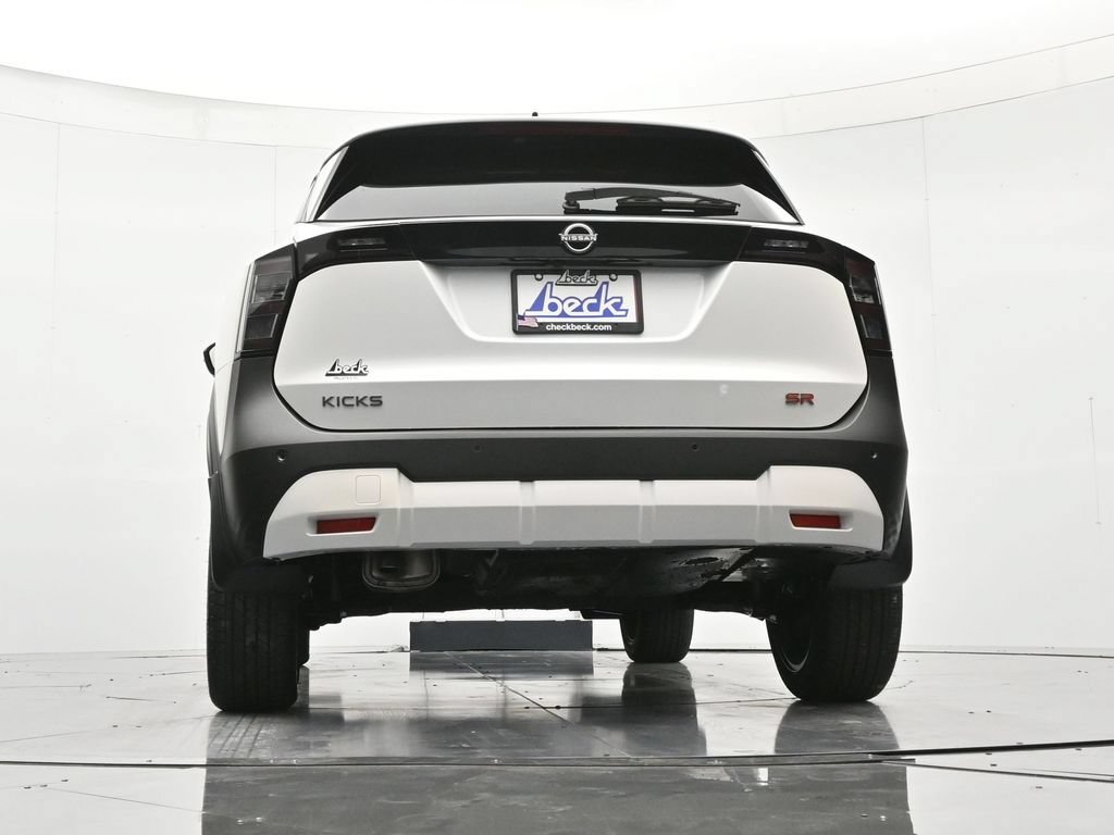 New 2026 Nissan Kicks SR FWD image 41
