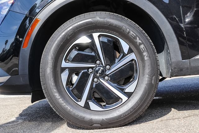 Used 2023 Kia Sportage LX AWD/4WD image 13