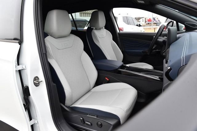 New 2025 Volkswagen ID.4 Pro S Plus image 18