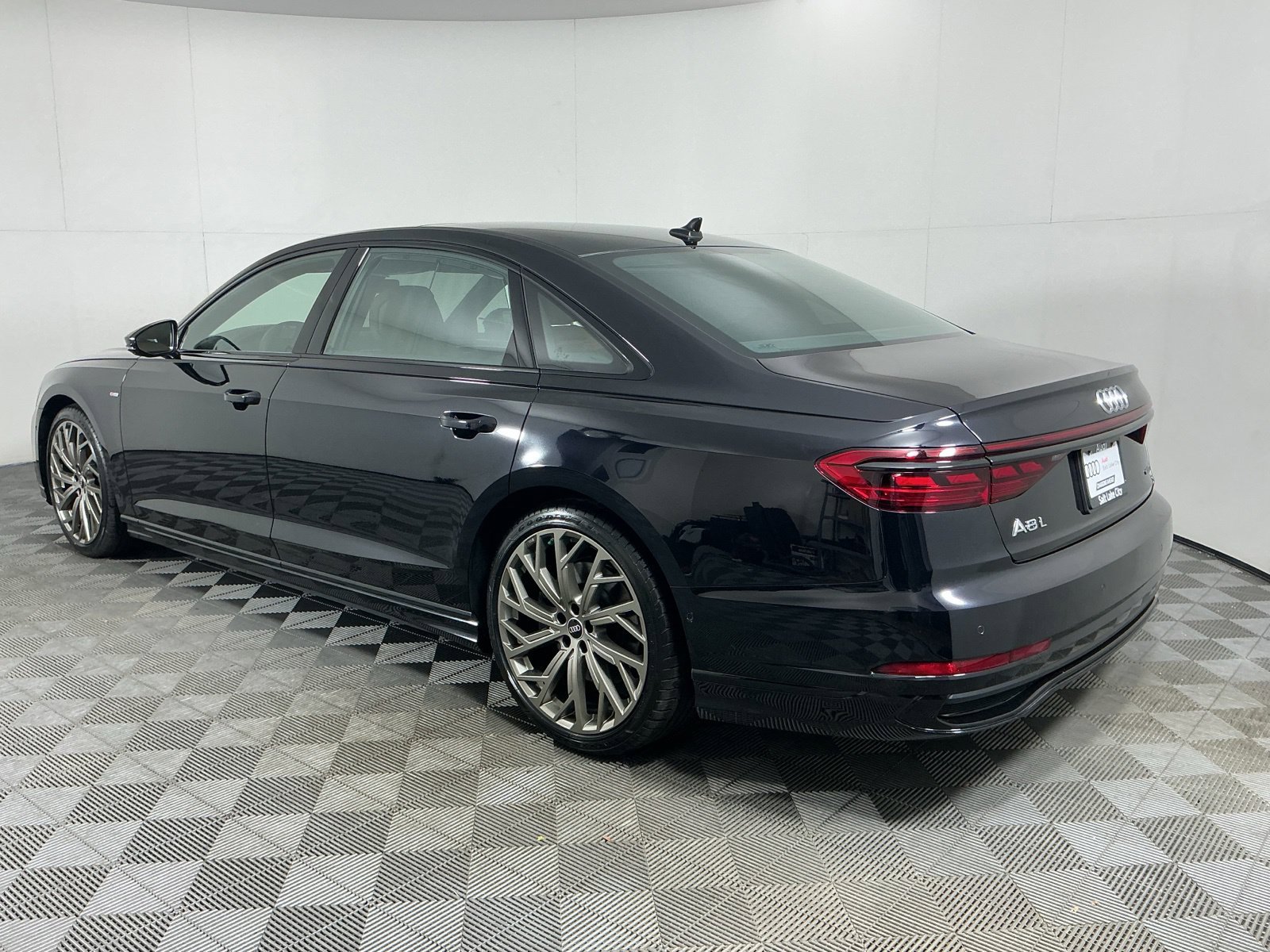 New 2027 Audi A8 L 3.0T AWD/4WD image 6