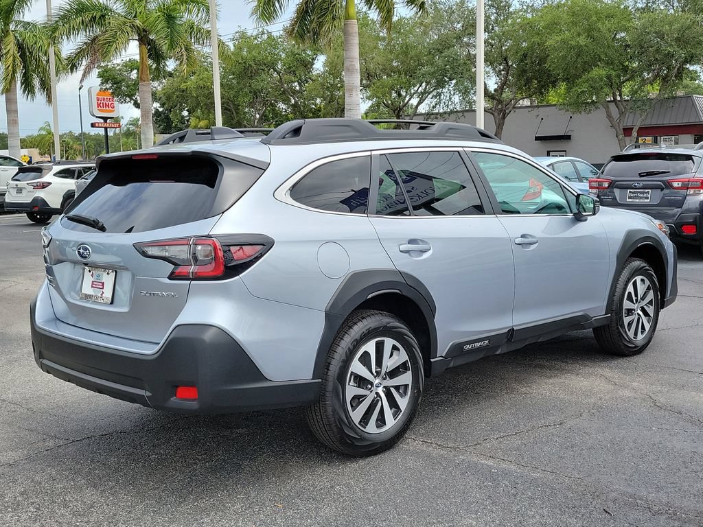 Certified 2025 Subaru Outback Premium AWD/4WD image 3