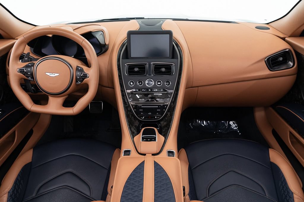 Used 2023 Aston Martin DBS Superleggera Volante RWD image 29