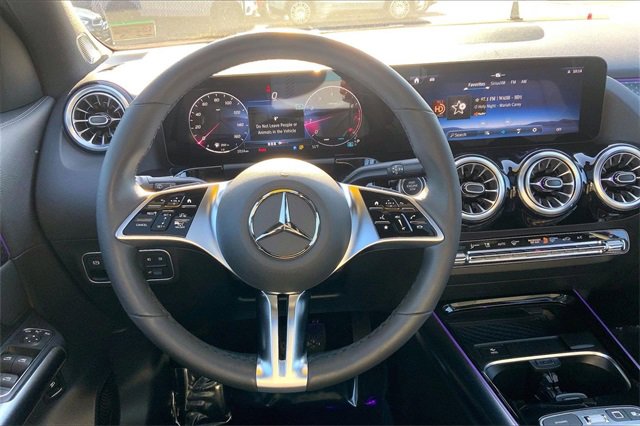 Used 2025 Mercedes-Benz GLA 250 4MATIC image 4