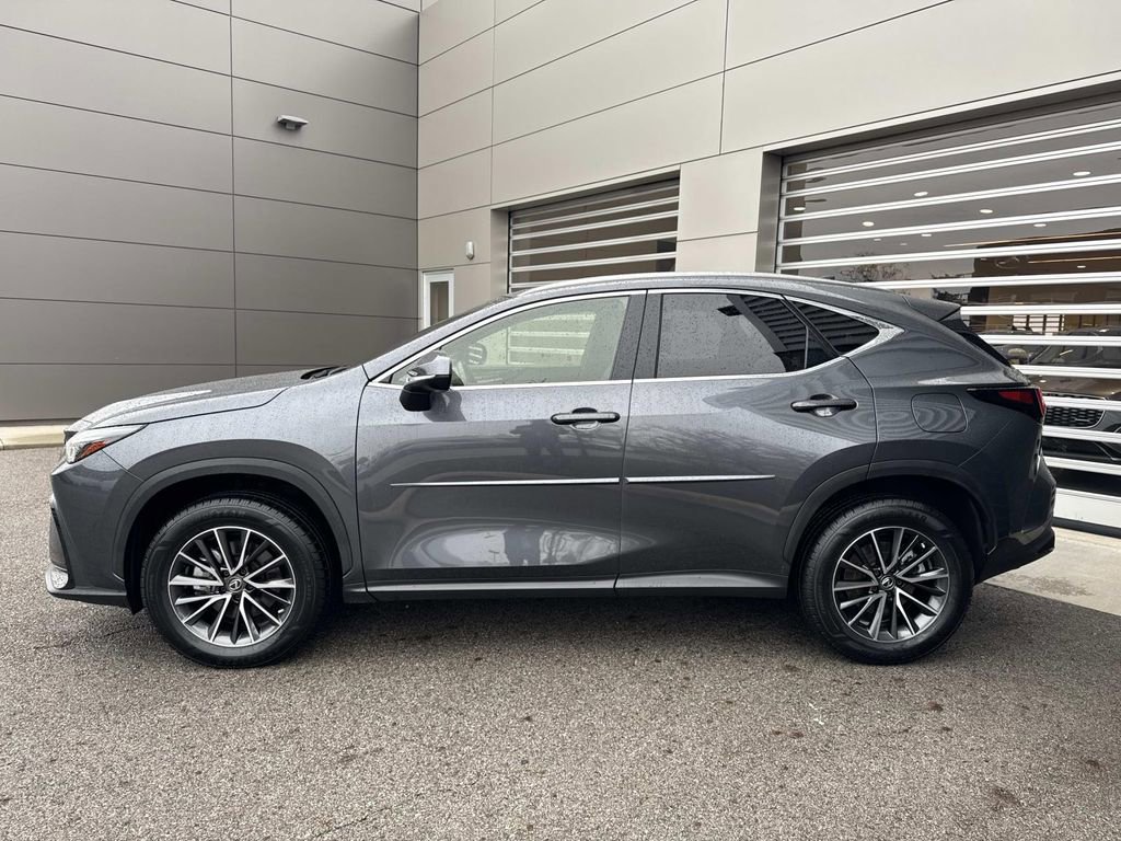 Used 2022 Lexus NX 250 AWD image 4