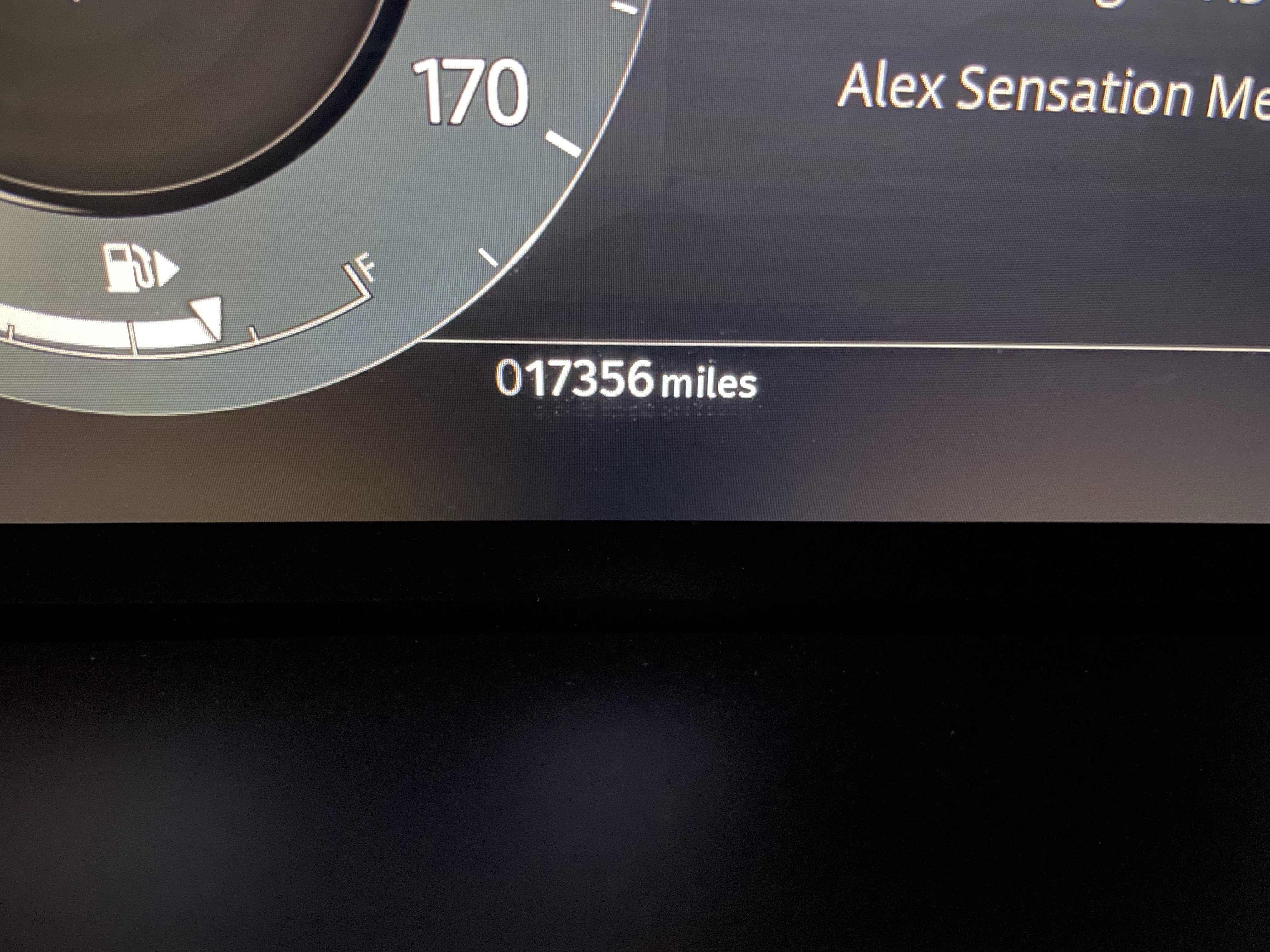 Certified 2024 Land Rover Range Rover Evoque Dynamic SE image 25