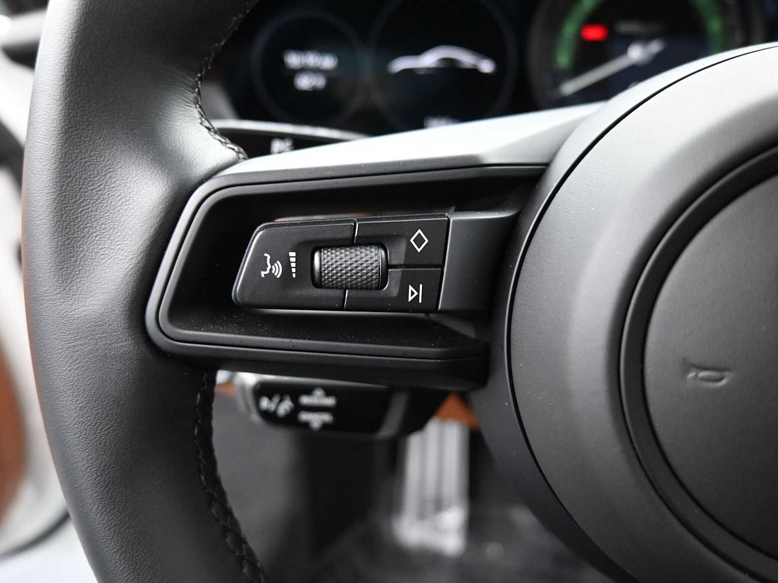 Certified 2024 Porsche 911 GT3 RS RWD image 15