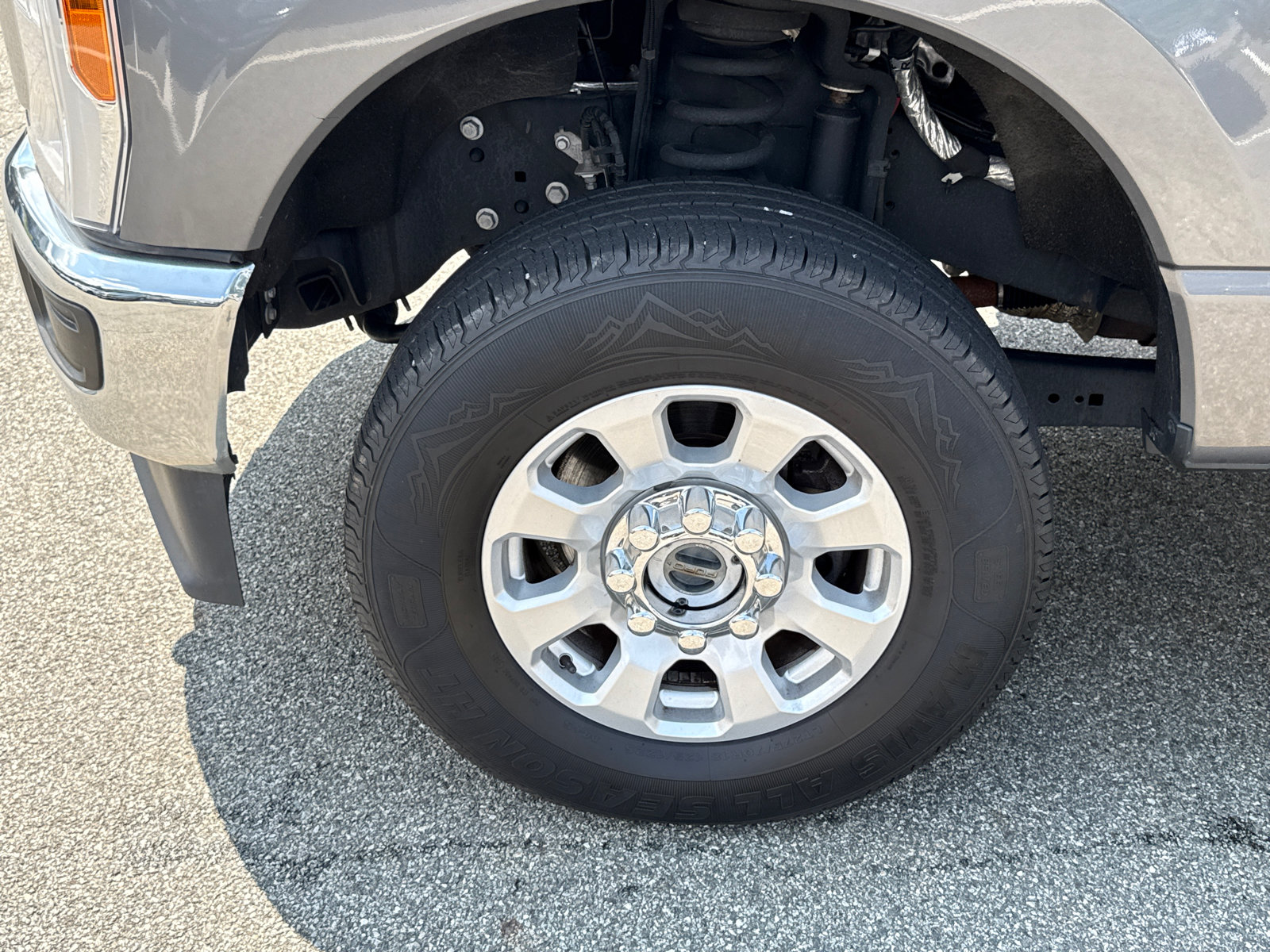 Used 2023 Ford F250 XLT w/ Snow Plow Prep Package AWD/4WD image 8