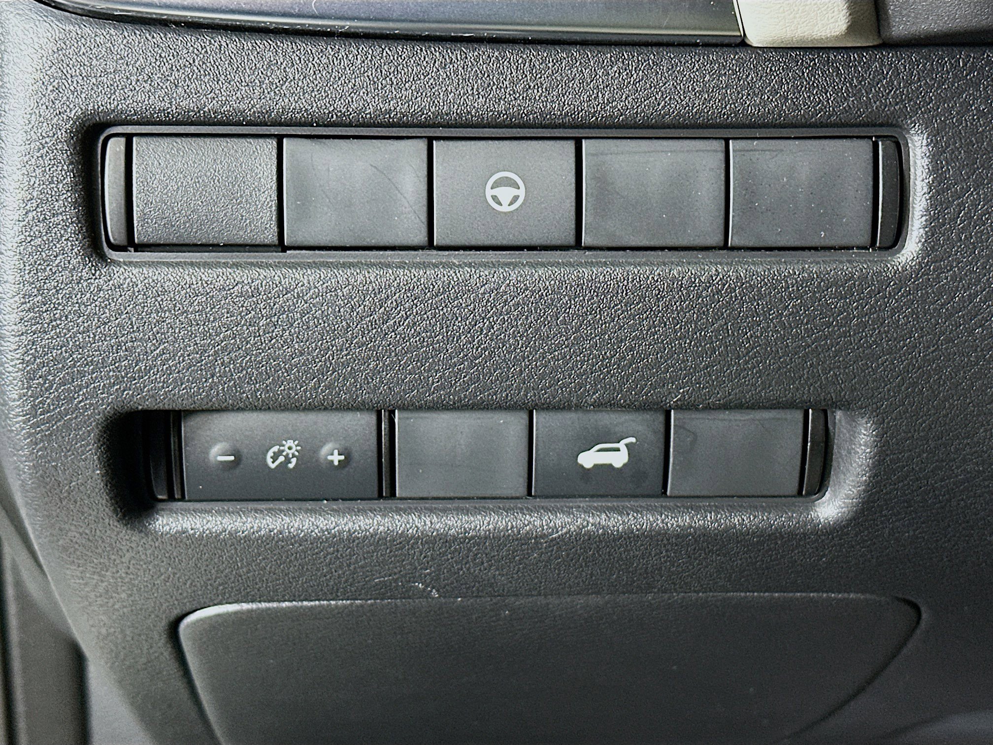 Used 2023 Nissan Rogue SL w/ SL Premium Package image 17