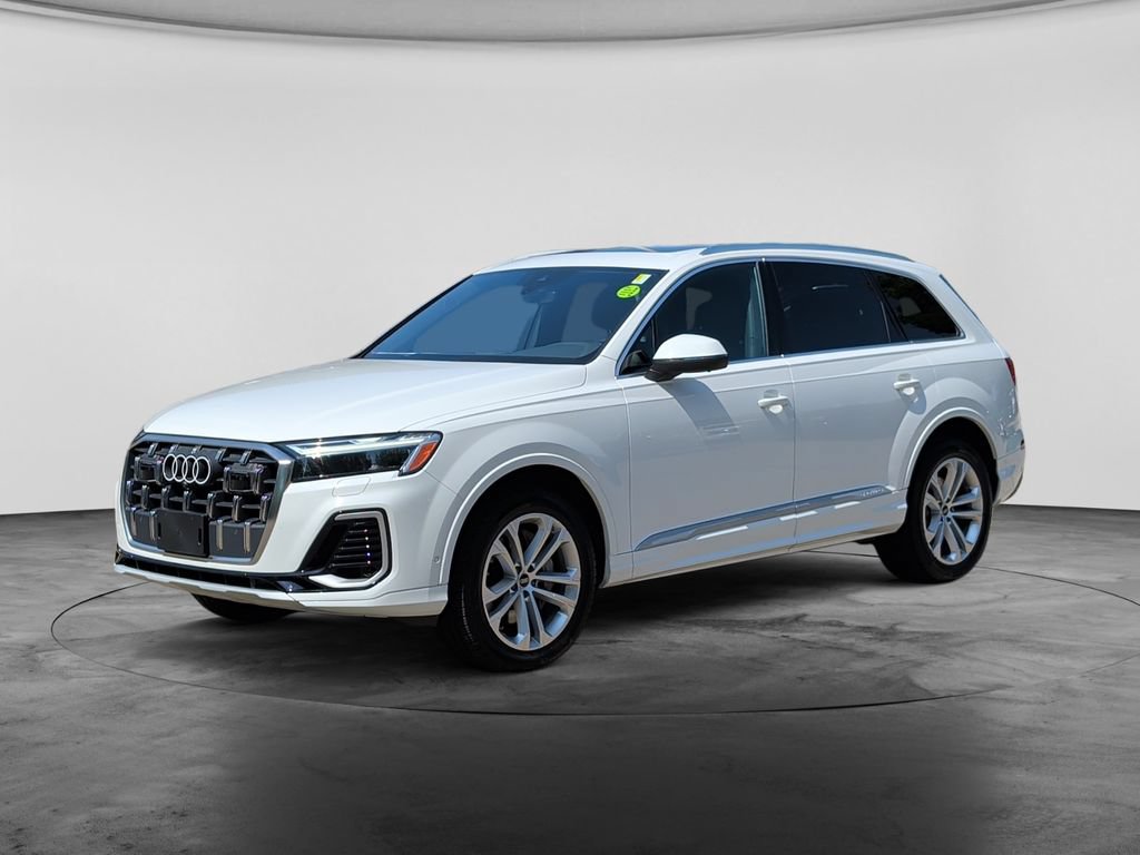 Used 2025 Audi Q7 3.0T Premium Plus AWD/4WD image 3