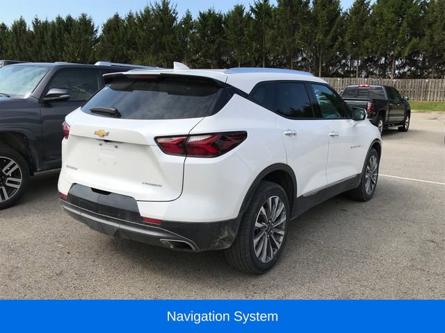 Used 2022 Chevrolet Blazer Premier FWD image 3