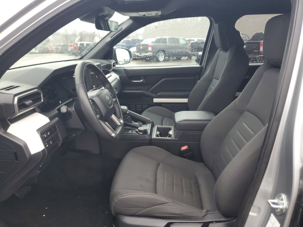 Used 2024 Toyota Tacoma TRD Sport image 5