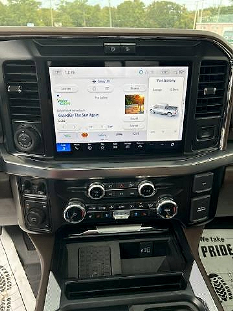 New 2025 Ford F250 King Ranch w/ Chrome Package image 26