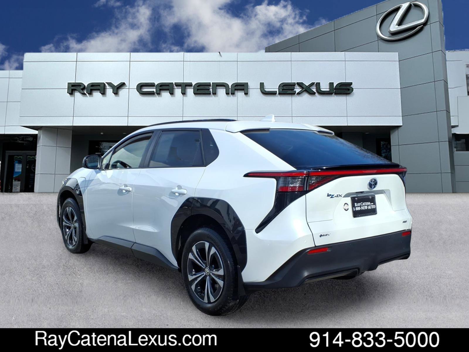 Used 2025 Toyota bZ4X AWD w/ Weather Package image 6