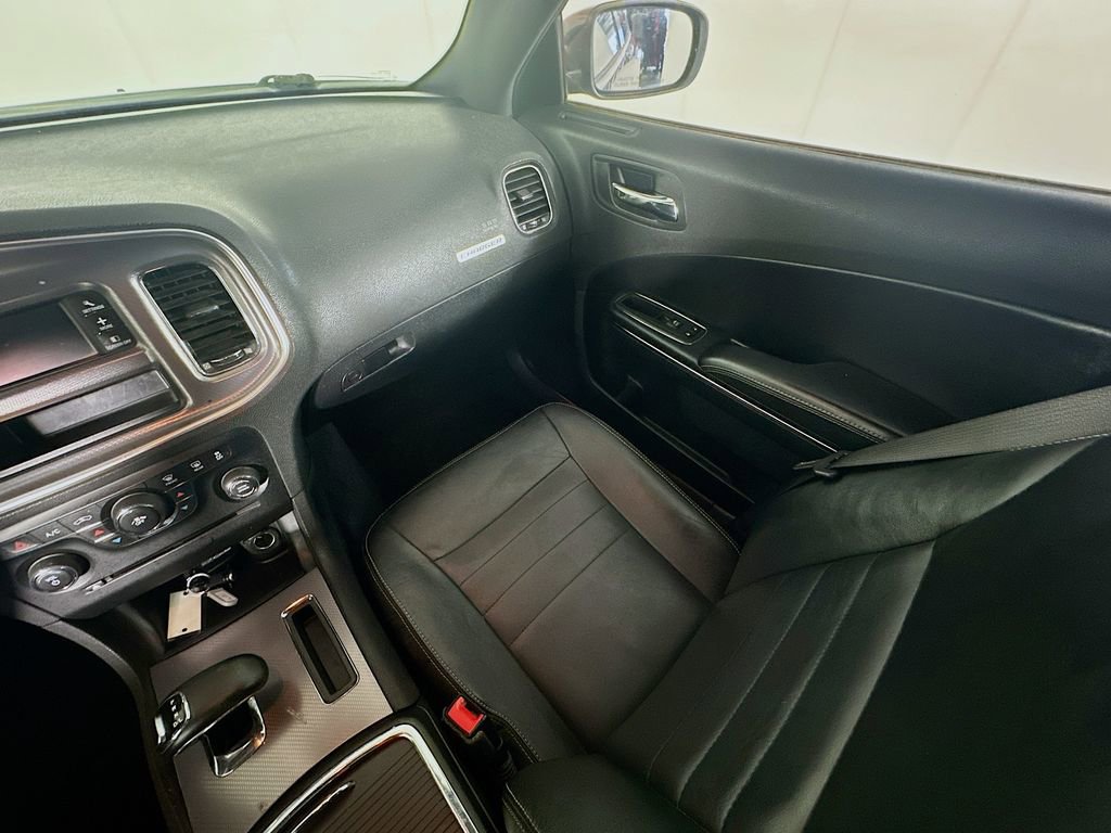 Used 2013 Dodge Charger SE w/ Leather Interior Group image 11