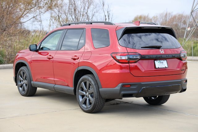 New 2026 Honda Pilot Sport image 6