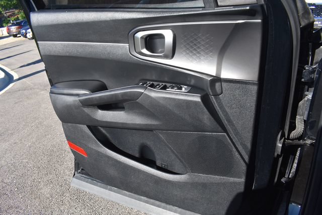 Certified 2023 Kia Sorento LX AWD/4WD image 31