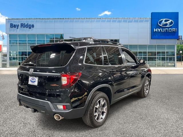 Used 2023 Honda Passport TrailSport image 4