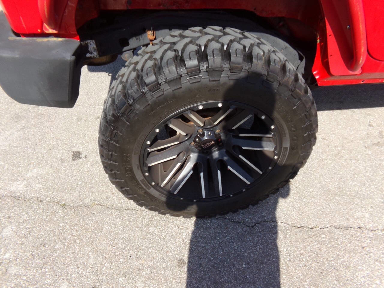 Used 2014 Jeep Wrangler Unlimited Sahara w/ Connectivity Group image 43