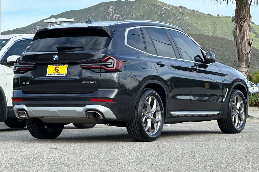 Used 2022 BMW X3 xDrive30i w/ Convenience Package w/ZPA image 3