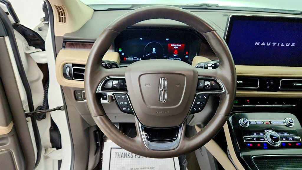 Used 2022 Lincoln Nautilus Reserve FWD image 14