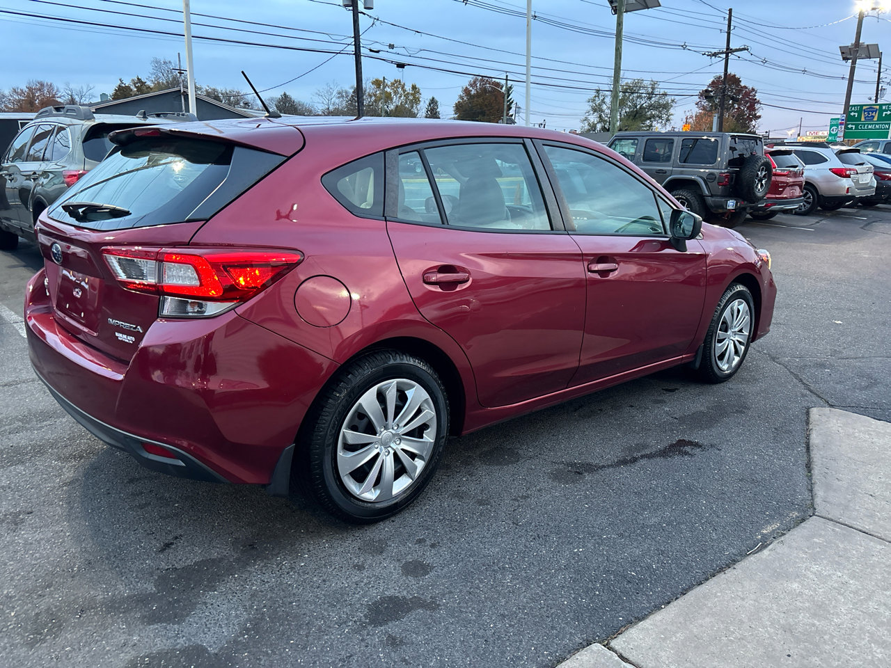 Used 2018 Subaru Impreza 2.0i image 11