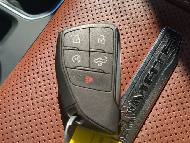 Used 2025 GMC Sierra 2500 Denali Ultimate image 30