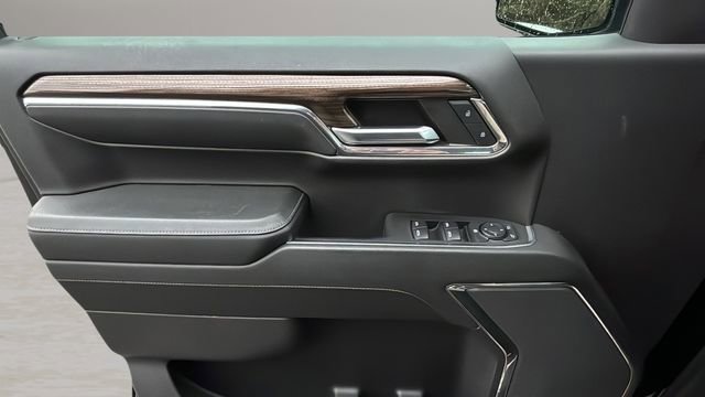 Used 2023 Chevrolet Silverado 1500 RST image 17