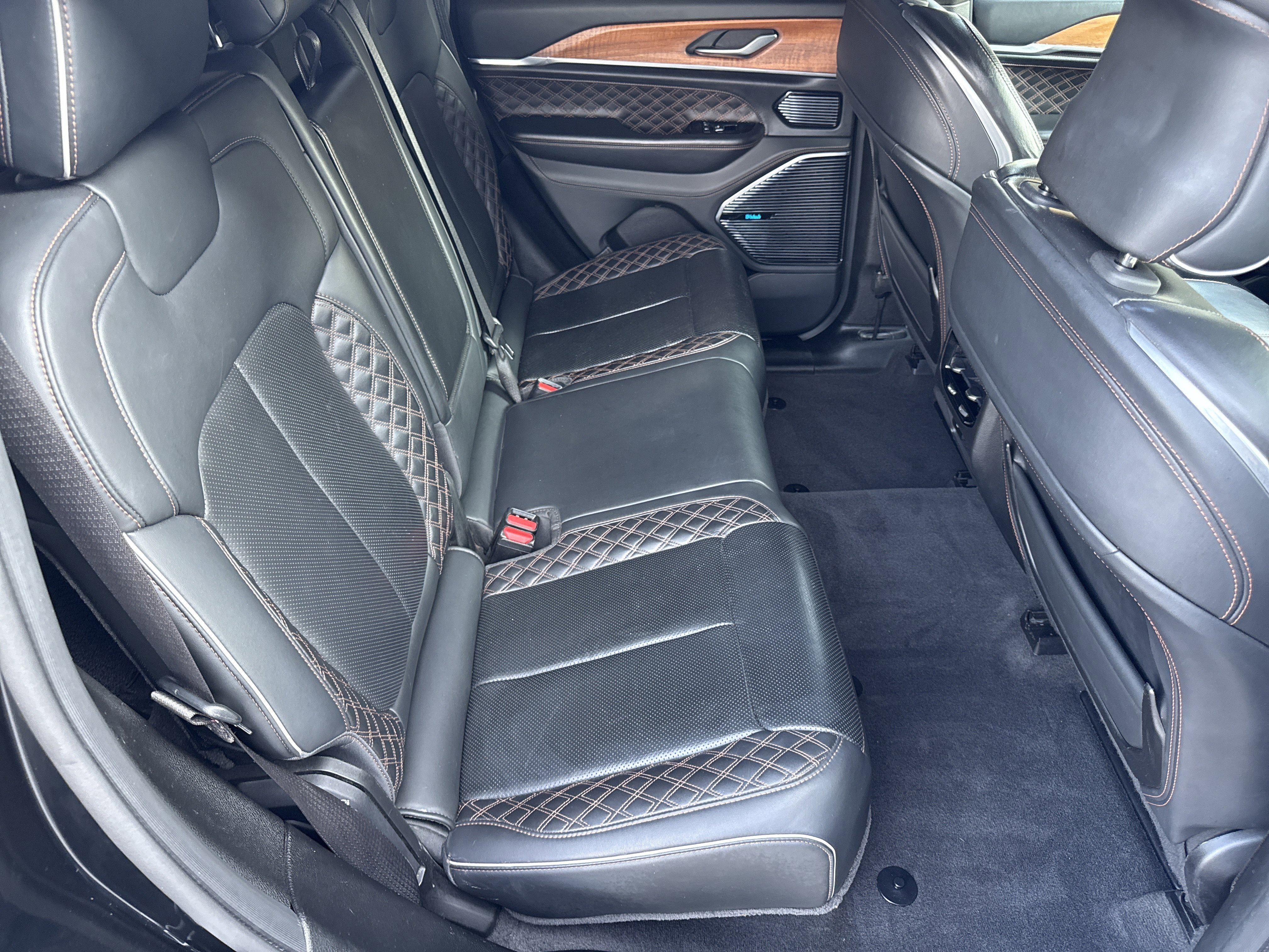 Used 2022 Jeep Grand Cherokee Summit image 18