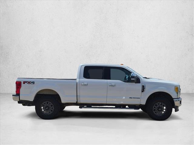 Used 2017 Ford F250 Lariat w/ Chrome Package AWD/4WD image 4
