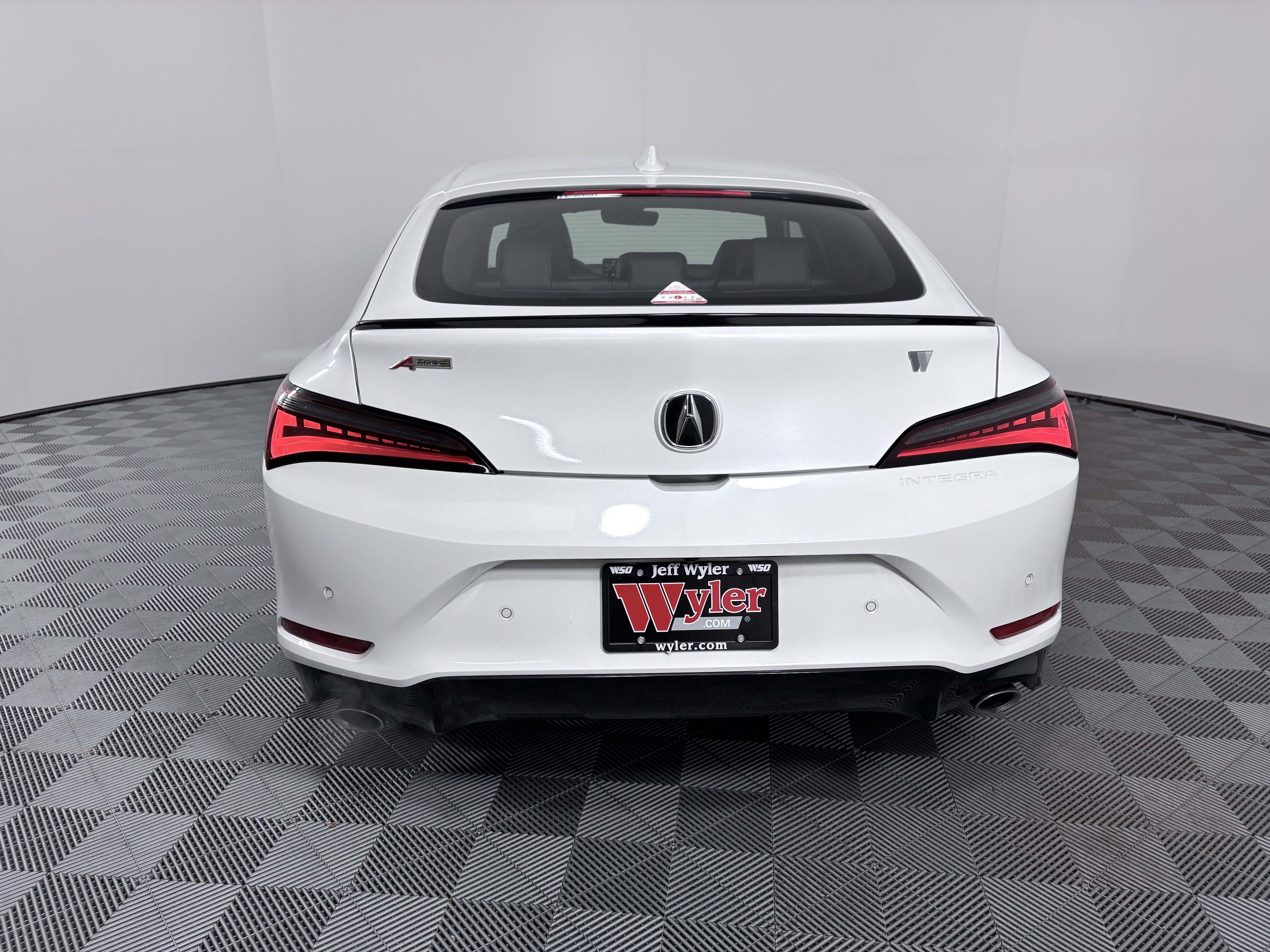 Used 2025 Acura Integra A-Spec image 9