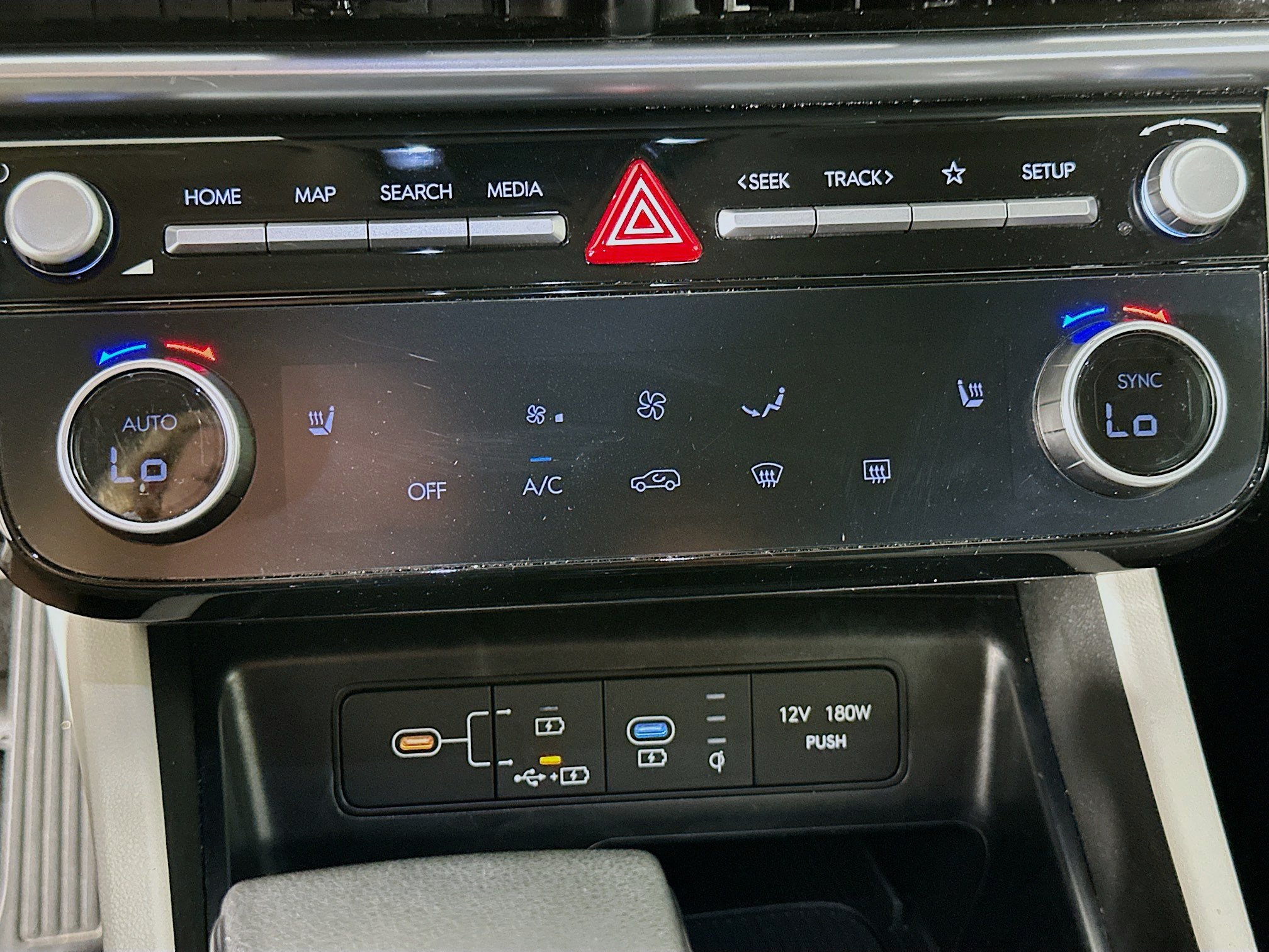 Used 2025 Hyundai Tucson SEL FWD image 23