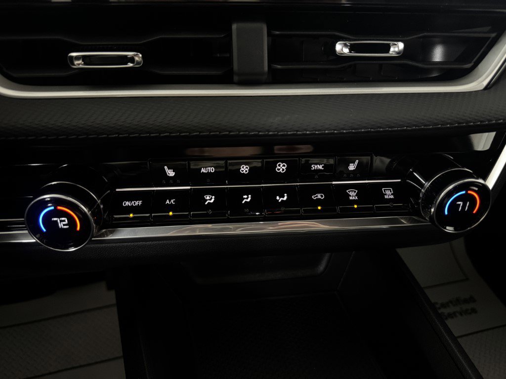 New 2026 Chevrolet Equinox LT w/ Convenience Package II image 51