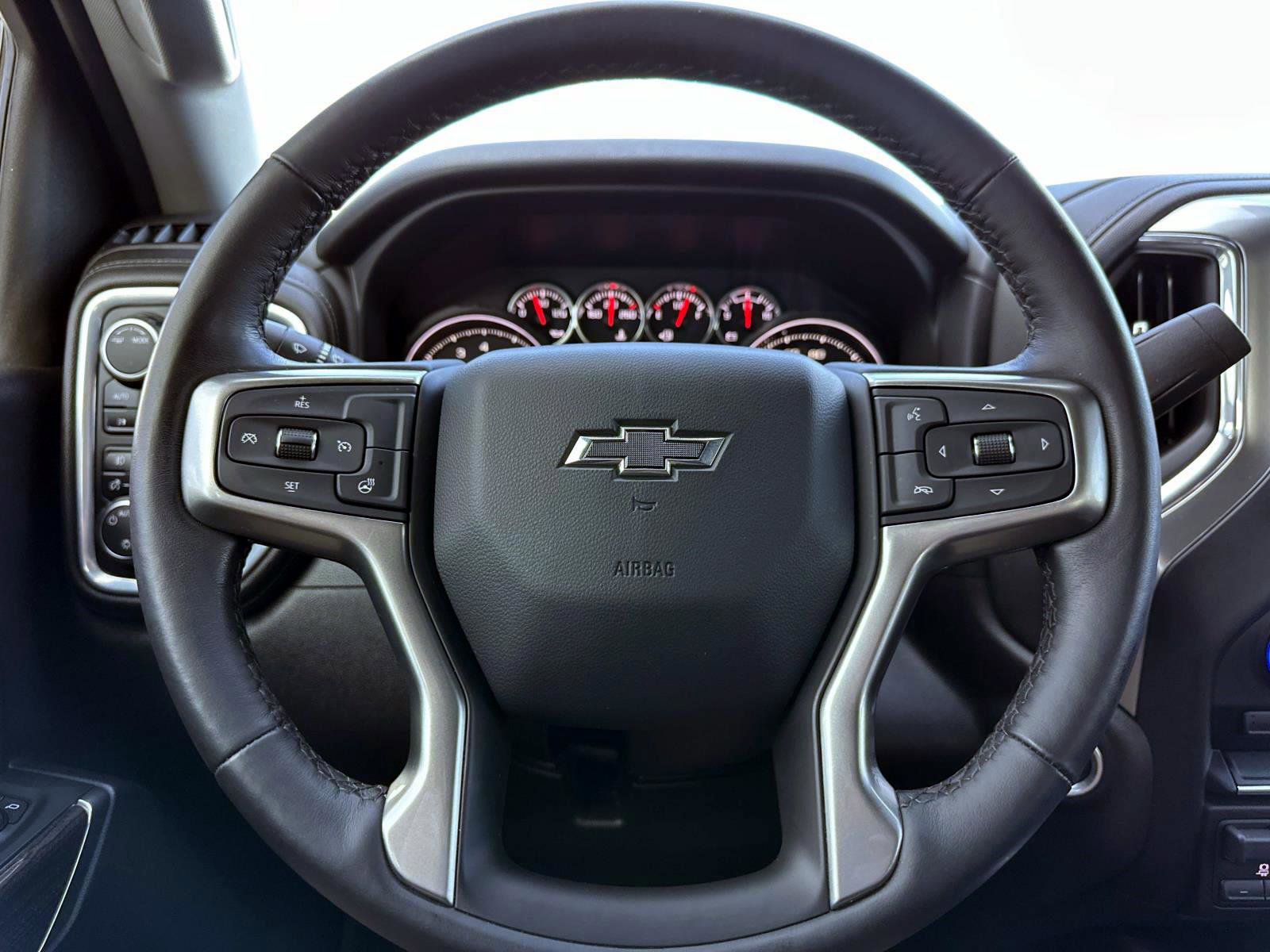 Used 2022 Chevrolet Silverado 1500 LT Trail Boss w/ Convenience Package II image 30