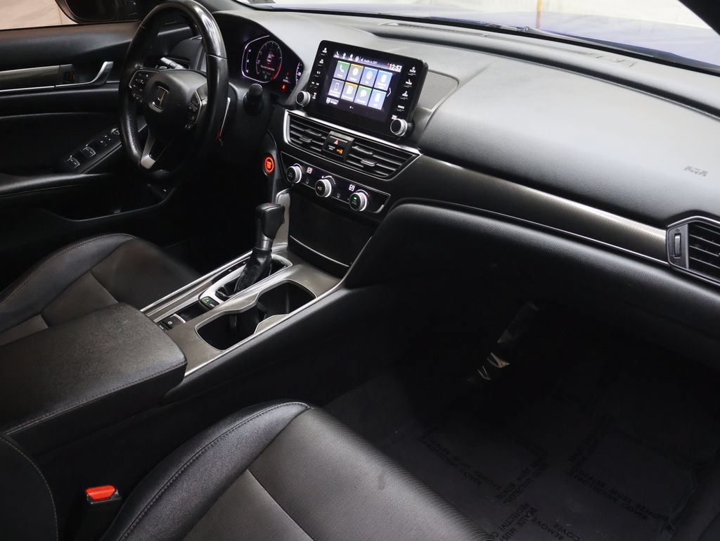 Used 2019 Honda Accord Sport image 11
